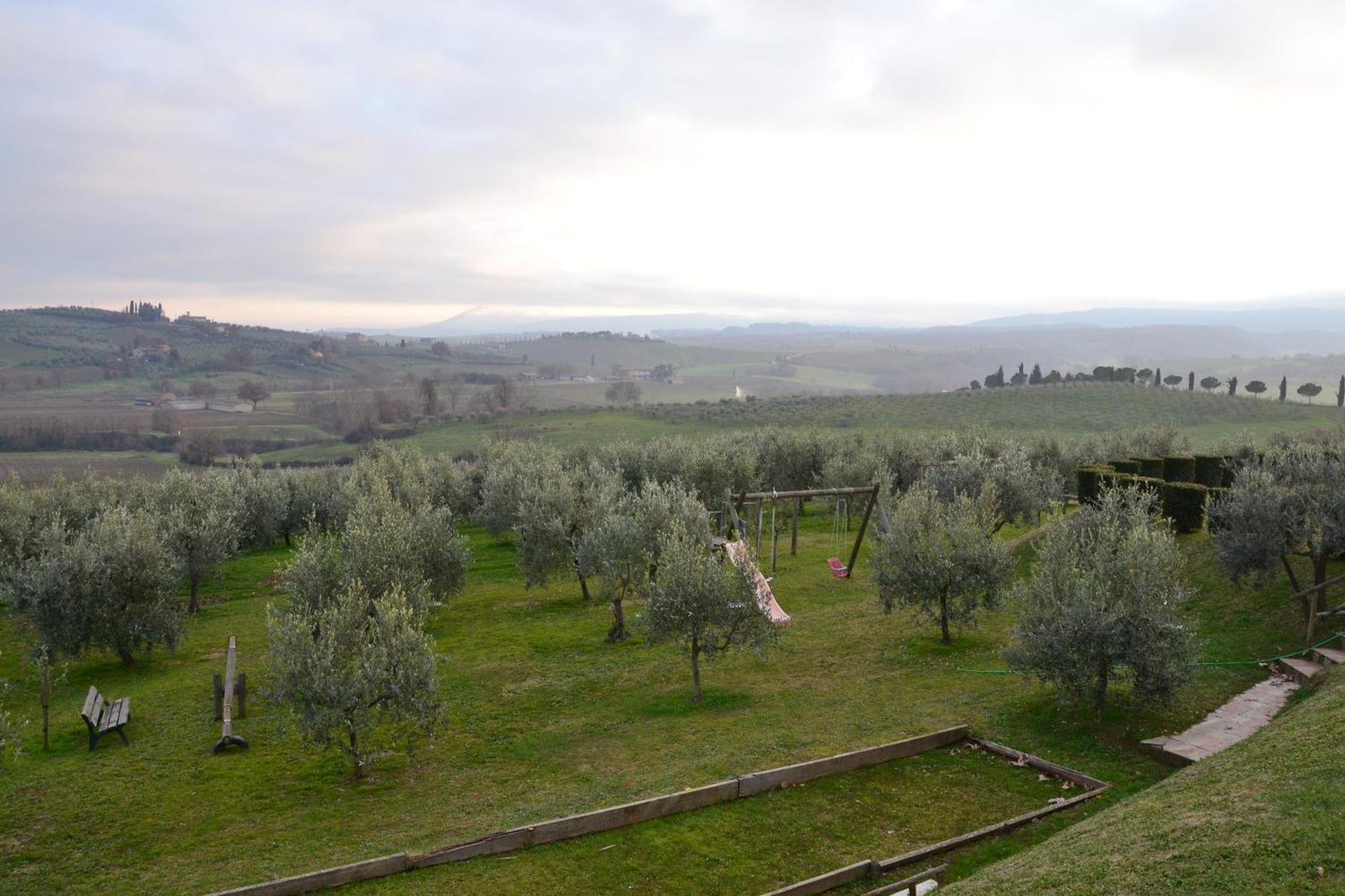 Agriturismo Sanguineto Acquaviva  Exterior foto