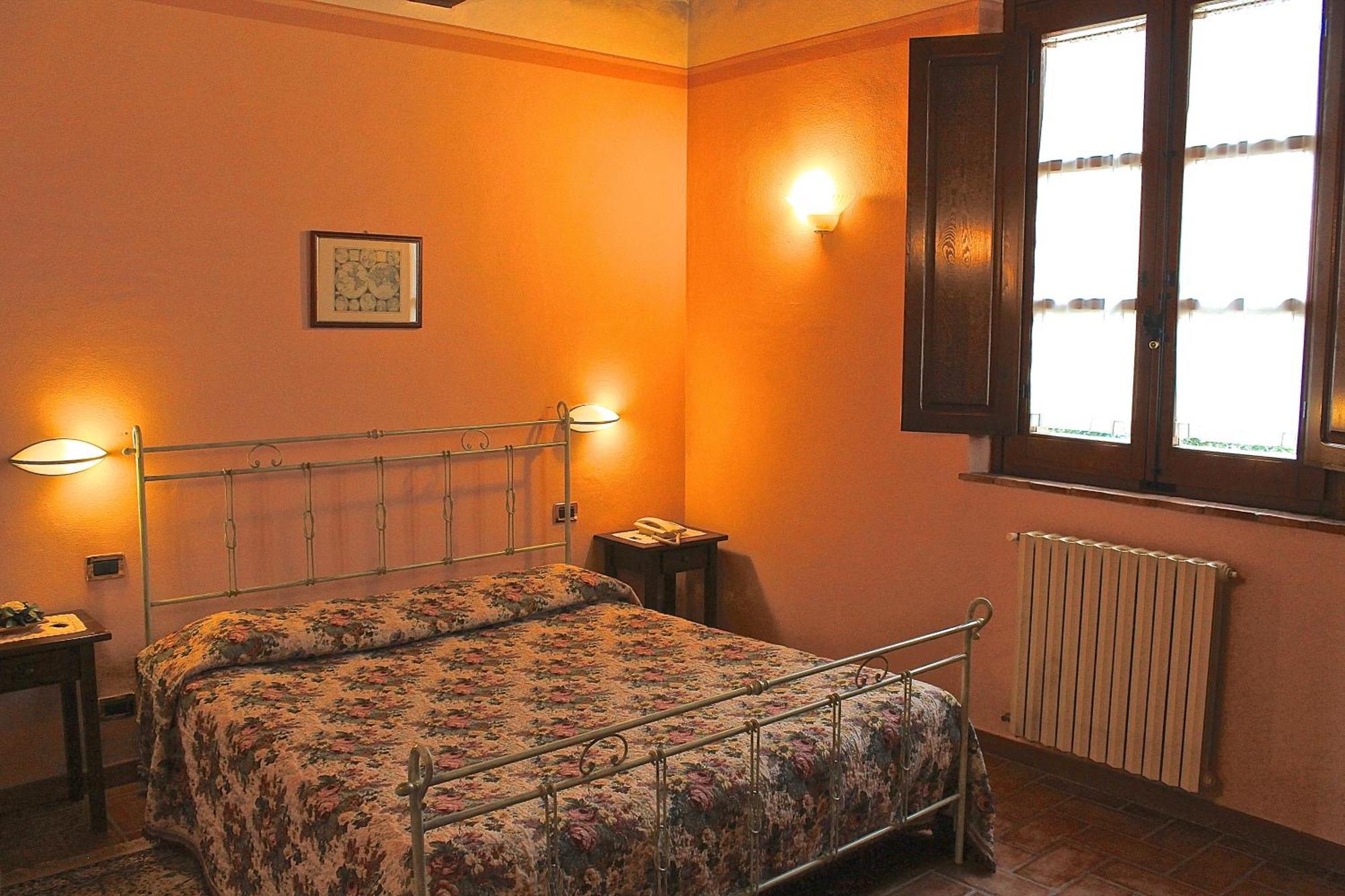 Agriturismo Sanguineto Acquaviva  Exterior foto