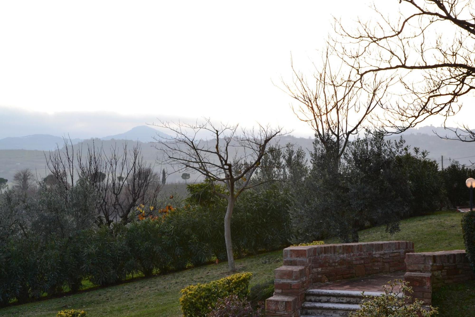 Agriturismo Sanguineto Acquaviva  Exterior foto